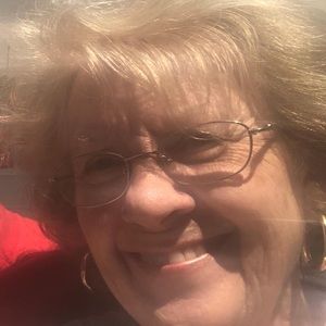 Meet your Posher, Roylene